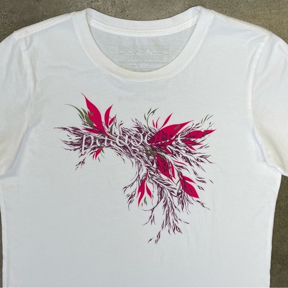 Y2K Patagonia Women’s Tribal Graphic T-Shirt M Organic Cotton USA Pink Tee - Picture 2 of 7